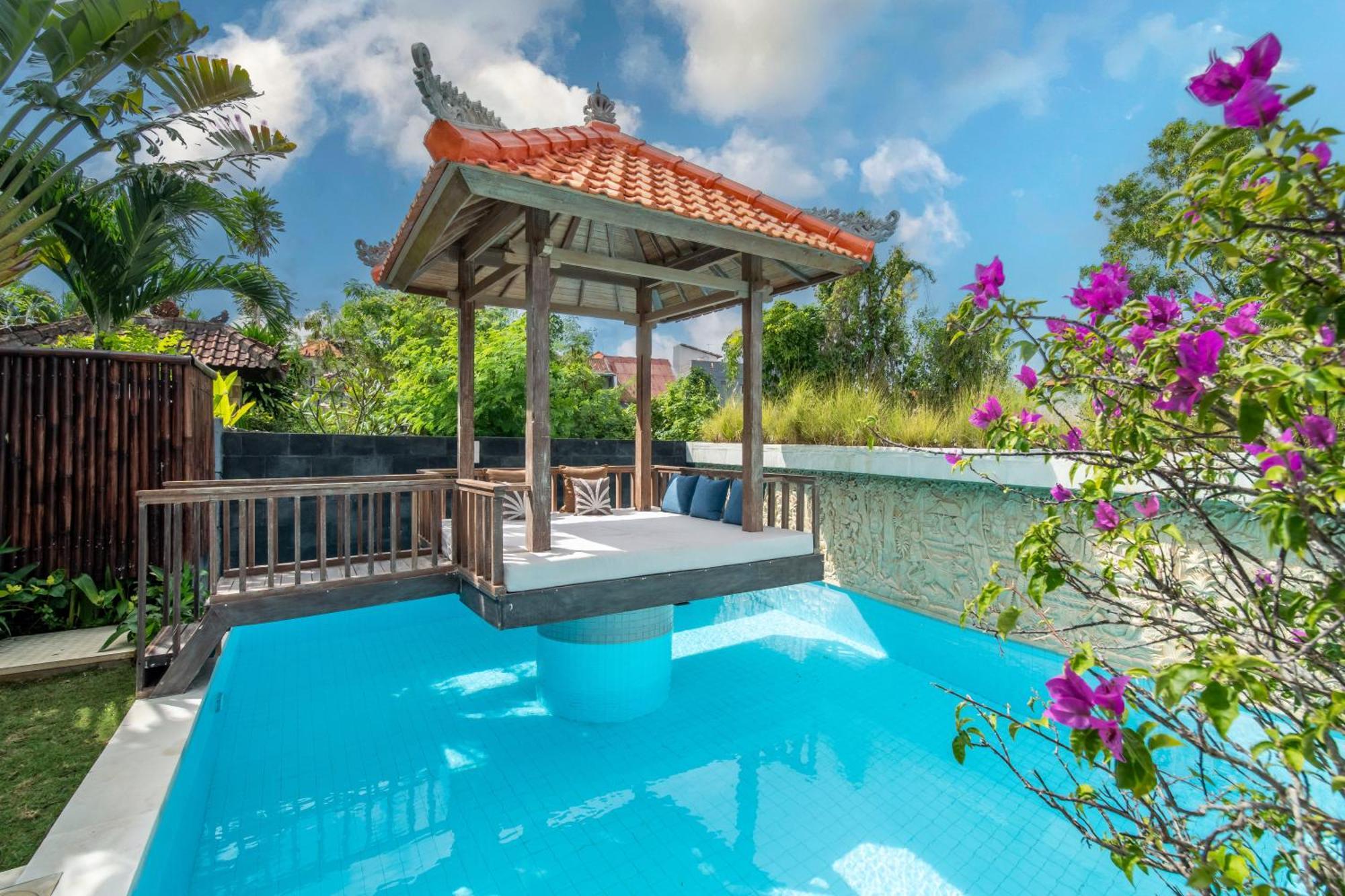 Tropical Villa Senang Uluwatu  Exterior photo